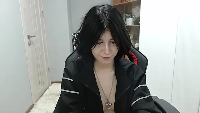 Snapshot of TinaQuiin chatting on 09-12-25, 08:03 TinaQuiin online show from 09-12-25, 08:03