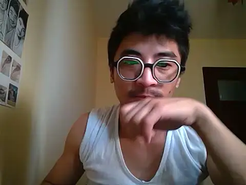 Lokomo32 online show from 05-09-26, 03:28