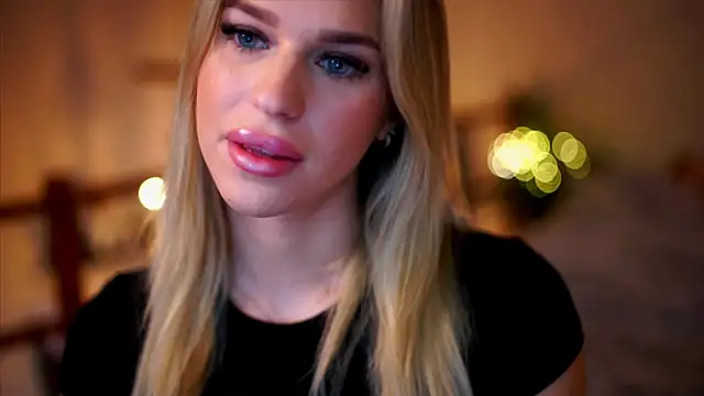 Emilyvanroessel online show from 10-01-25, 11:38