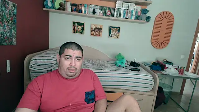 Snapshot of Martigato3 chatting on 05-26-26, 04:47 Martigato3 online show from 05-26-26, 04:47