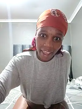 ExoticCandyx online show from 04-15-26, 01:23