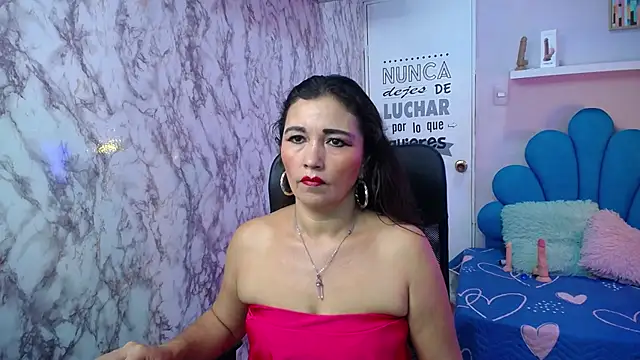 Snapshot of noelia_milf19 chatting on 10-11-25, 08:40 noelia milf19 online show from 10-11-25, 08:40