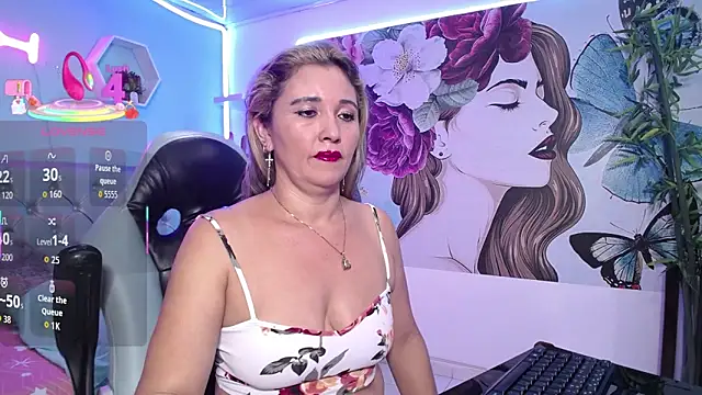 noelia milf19 online show from 12-19-25, 01:01