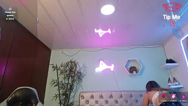 noelia milf19 online show from 06-23-26, 01:47