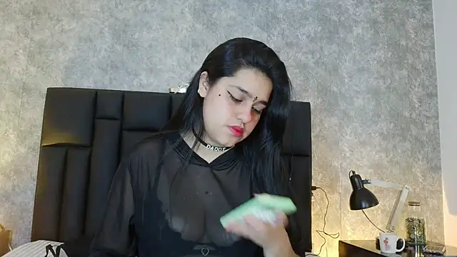 crystaldarliing online show from 05-07-26, 02:55