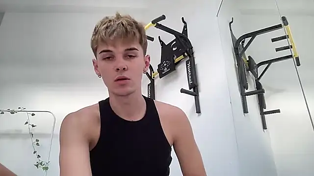 Milk Guy online show from 09-19-25, 01:34