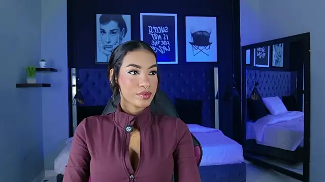 kitty collins  online show from 03-04-26, 12:00