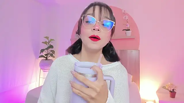 Clara Luu online show from 05-01-26, 02:27