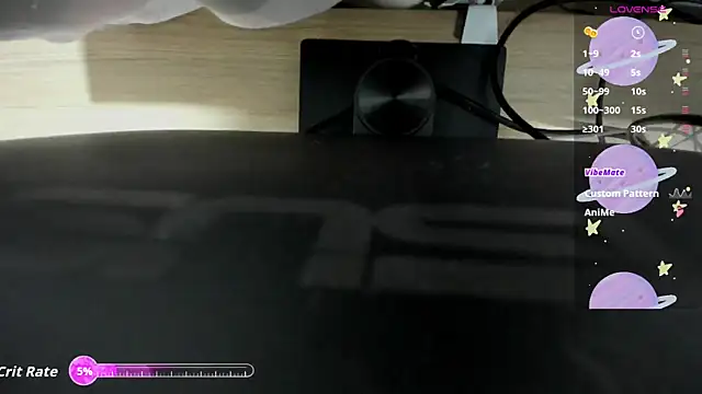 Snapshot of pretti_scarlett chatting on 06-19-26, 01:26 pretti scarlett online show from 06-19-26, 01:26