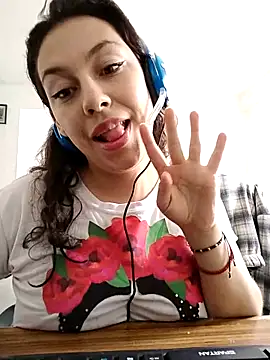 AlanaDesire online show from 09-14-25, 06:29