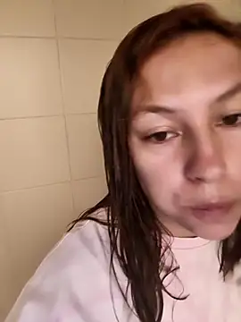 AlanaDesire online show from 11-04-25, 03:11