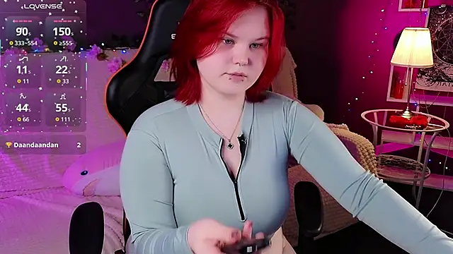 fillisfox  online show from 10-17-25, 04:20