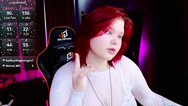 fillisfox  online show from 11-10-25, 11:09