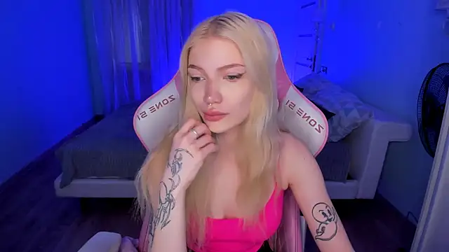 AnyaTaylor  online show from 02-22-26, 02:45