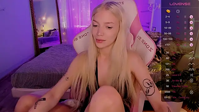 AnyaTaylor  online show from 06-18-26, 05:19