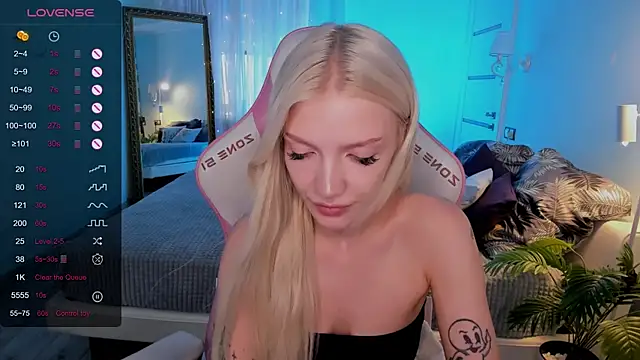 AnyaTaylor  online show from 06-25-26, 08:08