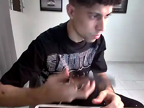 Dollarhot30 online show from 01-18-26, 03:21