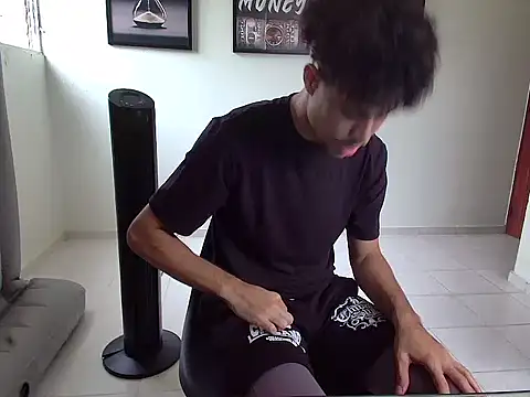 Dollarhot30 online show from 02-02-26, 07:34