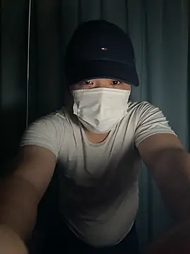 Snapshot of daikimaeda chatting on 09-15-25, 01:00 daikimaeda online show from 09-15-25, 01:00