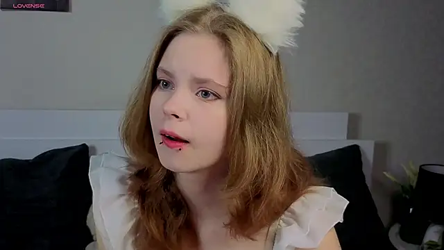 JulietteRain online show from 06-27-26, 08:03