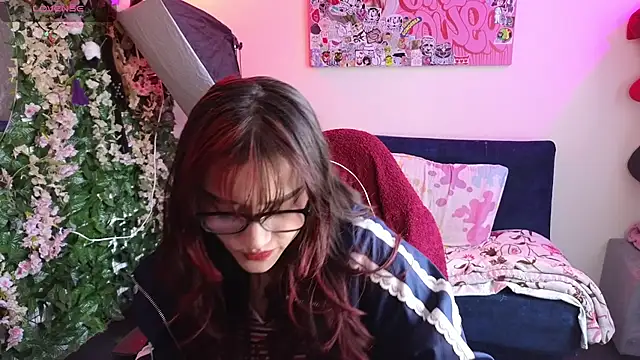 Snapshot of MiaVelvetDoll chatting on 03-21-26, 02:53 MiaVelvetDoll online show from 03-21-26, 02:53