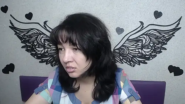 Snapshot of SelenaFly chatting on 09-13-25, 11:10 SelenaFly online show from 09-13-25, 11:10