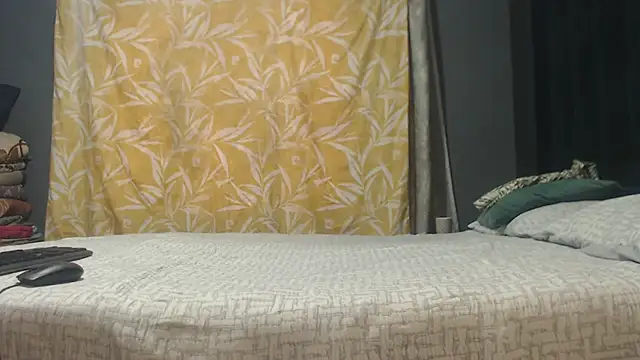 SEXYHUGEASS21 online show from 05-11-26, 02:01