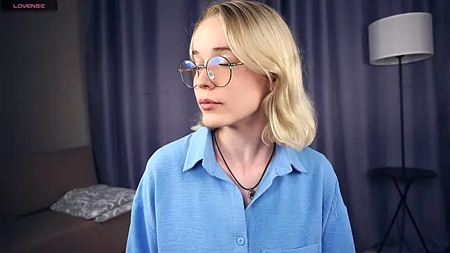 Snapshot of EdaKirkIin chatting on 09-08-25, 04:06 EdaKirkIin online show from 09-08-25, 04:06