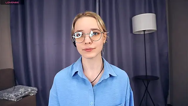 Snapshot of EdaKirkIin chatting on 09-11-25, 04:18 EdaKirkIin online show from 09-11-25, 04:18