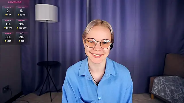 Snapshot of EdaKirkIin chatting on 09-25-25, 06:39 EdaKirkIin online show from 09-25-25, 06:39