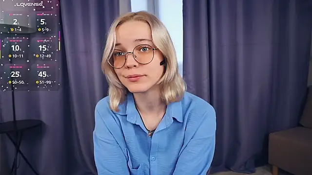 Snapshot of EdaKirkIin chatting on 10-22-25, 05:08 EdaKirkIin online show from 10-22-25, 05:08