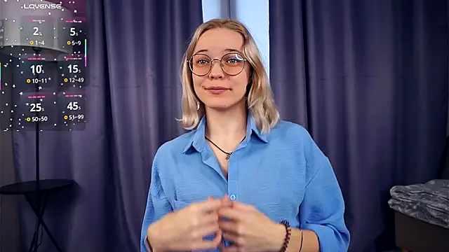 Snapshot of EdaKirkIin chatting on 10-23-25, 05:07 EdaKirkIin online show from 10-23-25, 05:07