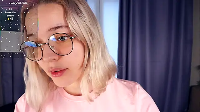 Snapshot of EdaKirkIin chatting on 11-01-25, 05:20 EdaKirkIin online show from 11-01-25, 05:20