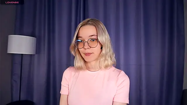 Snapshot of EdaKirkIin chatting on 11-03-25, 05:31 EdaKirkIin online show from 11-03-25, 05:31