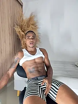 Snapshot of liambolt chatting on 09-10-25, 12:43 liambolt online show from 09-10-25, 12:43