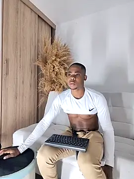 Snapshot of liambolt chatting on 09-16-25, 04:02 liambolt online show from 09-16-25, 04:02