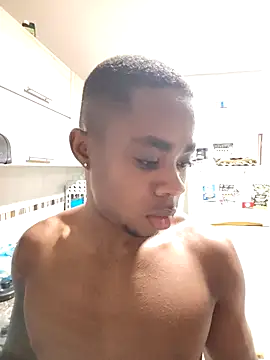 Snapshot of liambolt chatting on 09-24-25, 02:48 liambolt online show from 09-24-25, 02:48