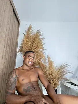 Snapshot of liambolt chatting on 10-26-25, 12:38 liambolt online show from 10-26-25, 12:38