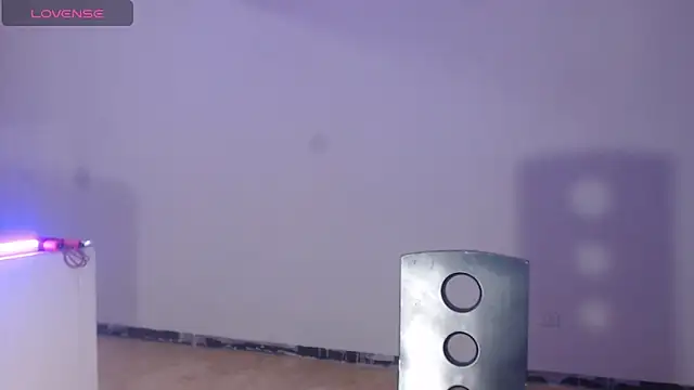 DonnaDidiamantti online show from 11-05-25, 02:00