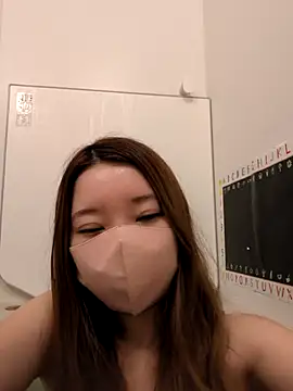 Snapshot of yuuhichan chatting on 04-24-26, 05:04 yuuhichan online show from 04-24-26, 05:04
