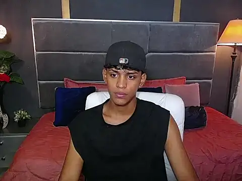 jhos padill online show from 06-16-26, 01:58