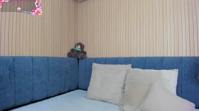 angel ponce online show from 11-05-25, 07:14