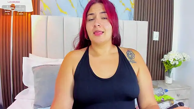 Victoria Guzman online show from 04-30-26, 04:24