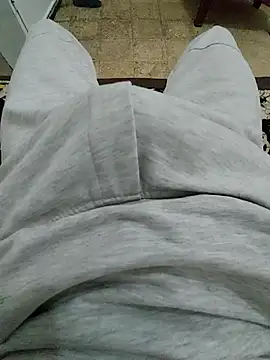 RaoufDz17cm online show from 10-23-25, 08:18