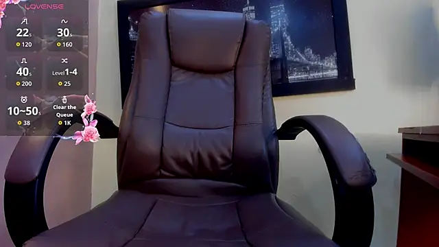 Snapshot of tiiny_emilly chatting on 03-03-26, 08:04 tiiny emilly online show from 03-03-26, 08:04