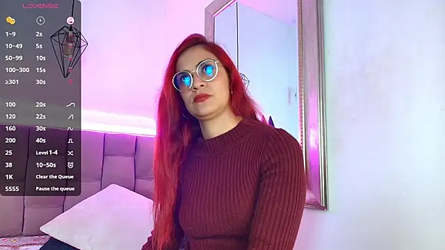 Snapshot of tiiny_emilly chatting on 03-23-26, 08:46 tiiny emilly online show from 03-23-26, 08:46