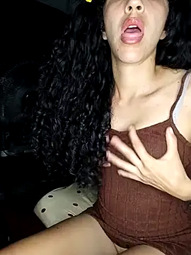 Snapshot of lucerocutte chatting on 11-15-25, 03:04 lucerocutte online show from 11-15-25, 03:04