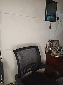 Snapshot of SoftLady_S33 chatting on 03-18-26, 02:15 SoftLady S33 online show from 03-18-26, 02:15