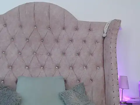 Snapshot of Jessica_Carter_01 chatting on 09-16-25, 04:19 Jessica Carter 01 online show from 09-16-25, 04:19