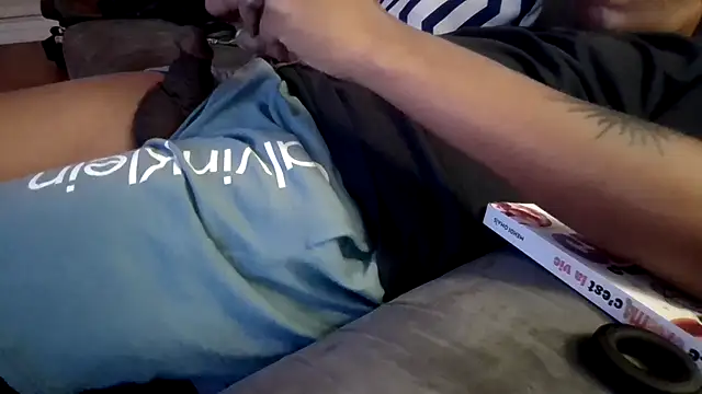 Snapshot of shaker75019paris chatting on 11-15-25, 05:16 shaker75019paris online show from 11-15-25, 05:16